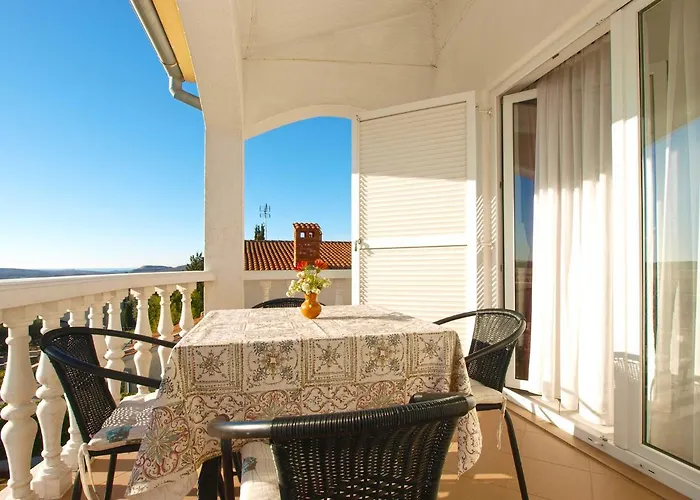 Apartment Mira 1978 *