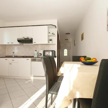 Apartmán Mira 1978 *