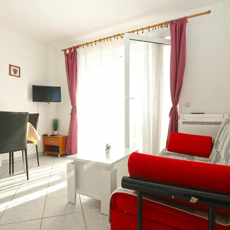 Apartmán Mira 1978 *