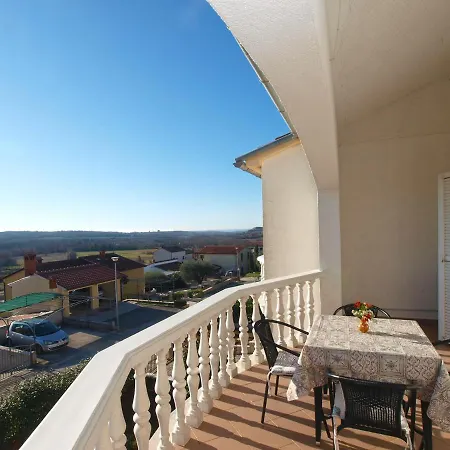 Apartmán Mira 1978 Poreč