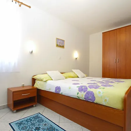 Apartmán Mira 1978 *