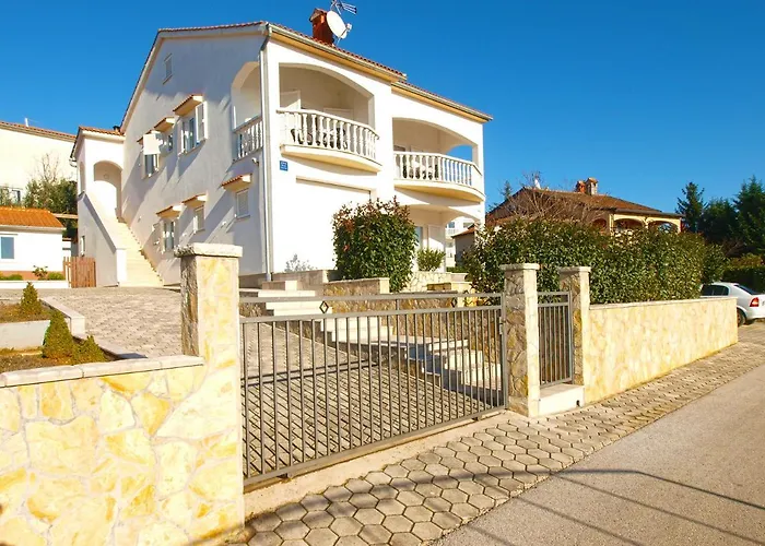 Mira 1978 Апартаменты *