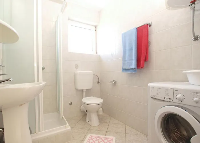 Mira 1978 * Пореч