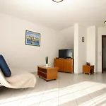 Διαμέρισμα Mira 1978 Πόρετς