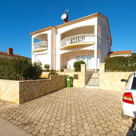 Διαμέρισμα Mira 1978