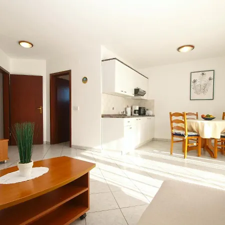 Mira 1978 Πόρετς