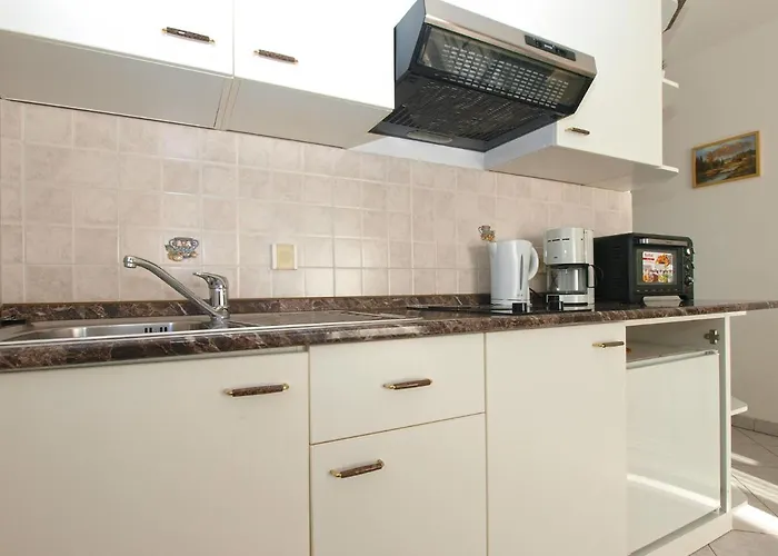 Apartmán Mira 1978 *